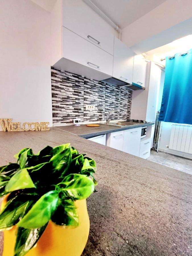 Jolie Studios & Apartments 데포리노드 외부 사진
